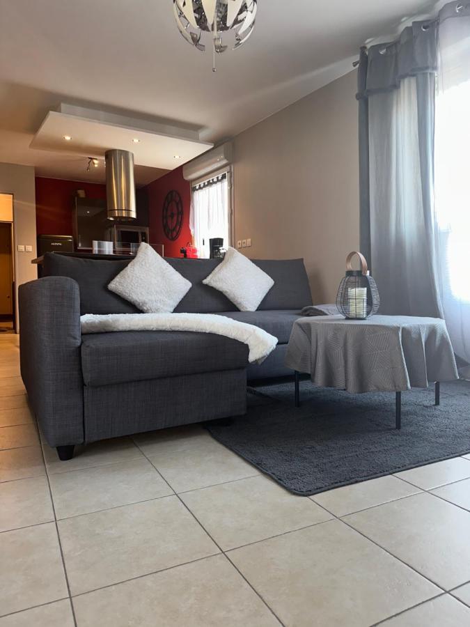 Superbe Appartement Tout Equipe Avec Parking. Marselha Exterior foto